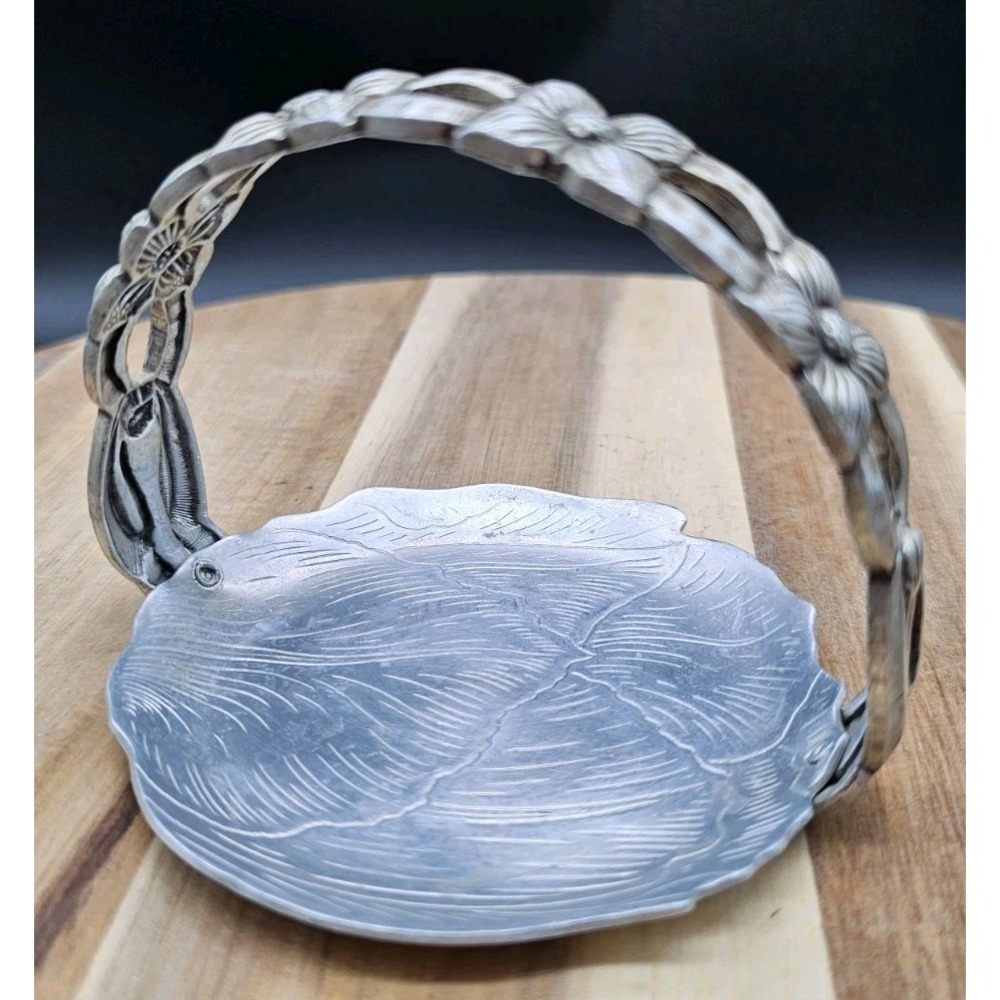 Rodney Kent Hammered Aluminum Tray  Etched Cabbage‎ Leaf Design w Dogwood Handle